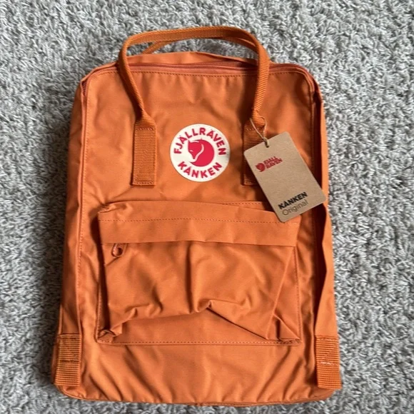 Fjallraven Kånken Spicy Orange Backpack NWT - Picture 3 of 8